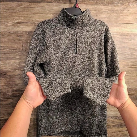 Mountain Ridge Heathered Gray Quarter-Zip Pullover - Picture 8 of 11